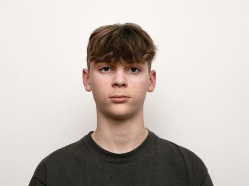 Henry Whiting completes Apprenticeship